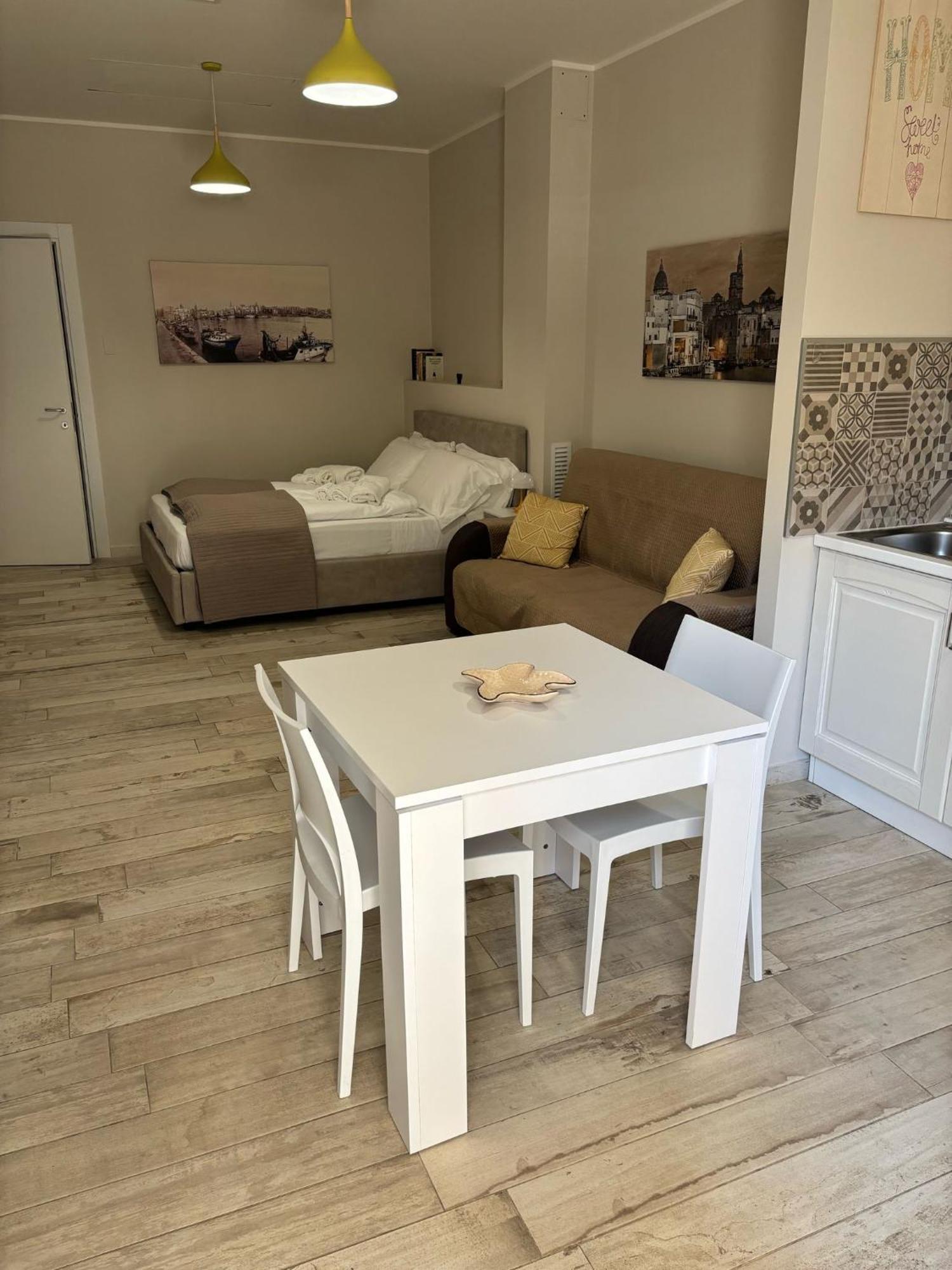 Appartamento Con Patio Monopoli Exterior photo